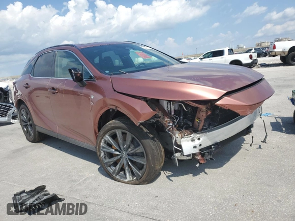 2024 Lexus RX with VIN 2T2BAMCA3RC057390, listed as a Copart auction lot 61477084 with 4,439 mi miles and Salvage Title. Bid and sale history available at carsss.com. Image 4.
