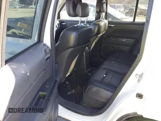 2012 Jeep Patriot Limited z VIN 1C4NJPCB0CD540406, wystawiony jako IAAI lot #41424558 z przebiegiem 148 040 mil mil oraz . Historia ofert i sprzedaży dostępna na DreamBid. Obrazek 8.