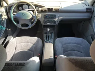 2004 Dodge Stratus SXT z VIN 1B3EL46XX4N348648, wystawiony jako Copart lot #66523784 z przebiegiem 211 999 mil mil oraz Tytuł czysty. Historia ofert i sprzedaży dostępna na DreamBid. Obrazek 8.