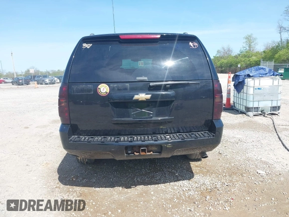 2007 Chevrolet Suburban LT with VIN 3GNGK26K57G270206, listed as a IAAI auction lot 42102684 with 220,759 mi miles and . Bid and sale history available at DreamBid. Image 16.