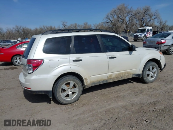 2011 Subaru Forester X z VIN JF2SHABCXBH775202, wystawiony jako IAAI lot #41982420 z przebiegiem 130 053 mil mil oraz . Historia ofert i sprzedaży dostępna na DreamBid. Obrazek 4.