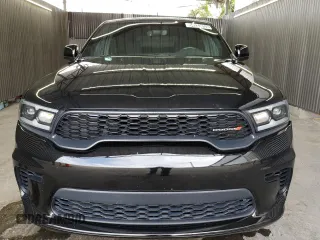 2023 Dodge Durango GT z VIN 1C4RDHDG8PC685780, wystawiony jako Copart lot #54233855 z przebiegiem 28 774 mil mil oraz Czysty tytuł • Clean title. Historia ofert i sprzedaży dostępna na DreamBid. Obrazek 5.