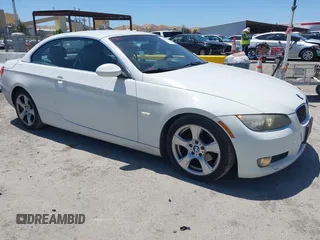 2007 BMW 3 Series 328i z VIN WBAWR33547PX78292, wystawiony jako IAAI lot #42323709 z przebiegiem 119 745 mil mil oraz . Historia ofert i sprzedaży dostępna na DreamBid. Obrazek 1.