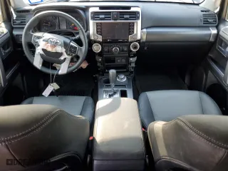 2023 Toyota 4Runner SR5 Premium with VIN JTENU5JR5P6202999, listed as a Copart auction lot 47017445 with 9,289 mi miles and Salvage Title. Bid and sale history available at carsss.com. Image 8.