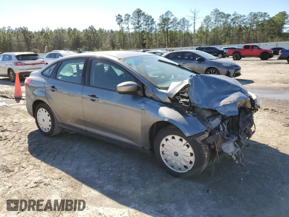 2012 Ford Focus SE with VIN 1FAHP3F22CL125681, listed as a Copart auction lot 48179195 with 144,384 mi miles and Salvage Title. Bid and sale history available at carsss.com. Image 4.