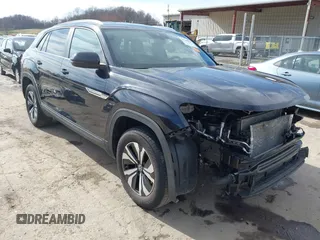2024 Volkswagen Atlas SE with VIN 1V2LE2CA7RC230983, listed as a IAAI auction lot 41786500 with 34,241 mi miles and . Bid and sale history available at DreamBid. Image 1.