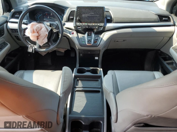 2020 Honda Odyssey Touring with VIN 5FNRL6H85LB003302, listed as a Copart auction lot 72709924 with 58,228 mi miles and Salvage Title. Bid and sale history available at DreamBid. Image 8.