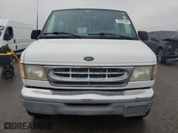 2000 Ford Econoline Passenger XL with VIN 1FBSS31L7YHB41694, listed as a Copart auction lot 43387385 with 108,458 mi miles and Salvage Title. Bid and sale history available at DreamBid. Image 5.