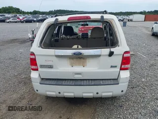 2011 Ford Escape Limited с VIN 1FMCU0EG9BKB38467, выставлен на аукционе IAAI как лот 42383927 с пробегом 271 130 миль миль и . История ставок и продаж доступна на DreamBid. Изображение 16.