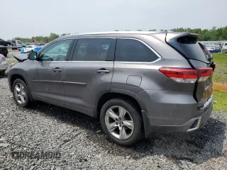 2018 Toyota Highlander Limited with VIN 5TDDZRFH9JS817037, listed as a Copart auction lot 60607945 with 101,624 mi miles and Salvage title. Bid and sale history available at DreamBid. Image 2.