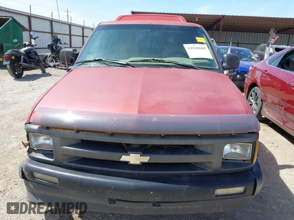 1996 Chevrolet S-10 with VIN 1GCCS1448TK120616, listed as a IAAI auction lot 41840605 with 251,506 mi miles and . Bid and sale history available at DreamBid. Image 12.