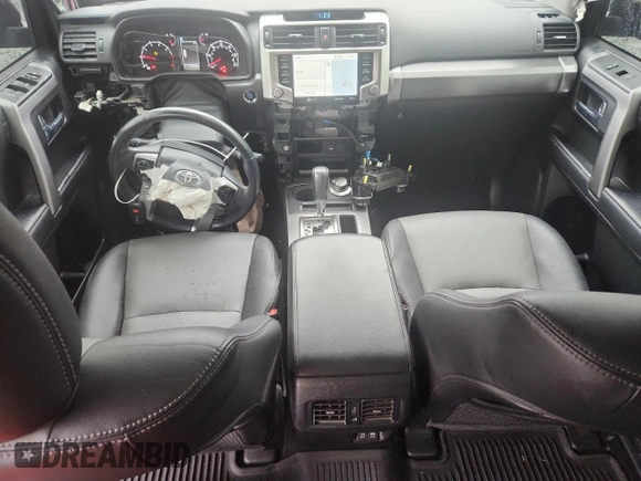 2022 Toyota 4Runner SR5 Premium with VIN JTENU5JR7N5978506, listed as a Copart auction lot 58580865 with 112,793 mi miles and Salvage title. Bid and sale history available at DreamBid. Image 8.