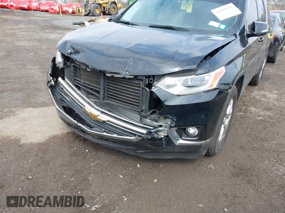 2018 Chevrolet Traverse LT Cloth with VIN 1GNEVGKW9JJ281915, listed as a IAAI auction lot 41943572 with 48,569 mi miles. Bid and sale history available at carsss.com. Image 6.