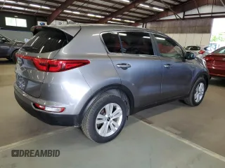 2018 Kia Sportage LX z VIN KNDPMCAC5J7426921, wystawiony jako Copart lot #57848805 z przebiegiem 128 089 mil mil oraz Czysty tytuł • Clean title. Historia ofert i sprzedaży dostępna na DreamBid. Obrazek 3.