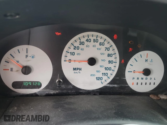 2003 Dodge Caravan SE z VIN 1D4GP25R43B288047, wystawiony jako Copart lot #55619655 z przebiegiem 109 128 mil mil oraz Czysty tytuł • Clean title. Historia ofert i sprzedaży dostępna na DreamBid. Obrazek 9.