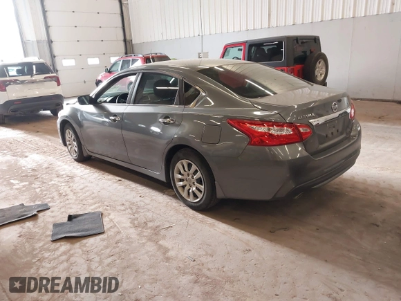 2016 Nissan Altima S z VIN 1N4AL3AP5GN343706, wystawiony jako IAAI lot #42001606 z przebiegiem 66 020 mil mil oraz . Historia ofert i sprzedaży dostępna na DreamBid. Obrazek 3.
