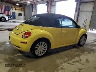2008 Volkswagen Beetle SE with VIN 3VWRF31Y28M402071, listed as a Copart auction lot 45290245 with 127,889 mi miles and Salvage title. Bid and sale history available at DreamBid. Image 3.