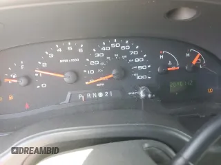 2008 Ford Econoline Cargo Commercial z VIN 1FTSE34L28DA94192, wystawiony jako Copart lot #57336625 z przebiegiem 204 611 mil mil oraz Tytuł czysty. Historia ofert i sprzedaży dostępna na DreamBid. Obrazek 9.
