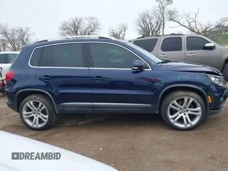 2016 Volkswagen Tiguan S z VIN WVGBV7AX0GW614760, wystawiony jako IAAI lot #42113413 z przebiegiem 91 423 mil mil oraz . Historia ofert i sprzedaży dostępna na DreamBid. Obrazek 13.
