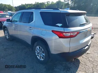 2020 Chevrolet Traverse LT Cloth z VIN 1GNERGKW3LJ319386, wystawiony jako IAAI lot #42308032 z przebiegiem 77 108 mil mil oraz . Historia ofert i sprzedaży dostępna na DreamBid. Obrazek 3.