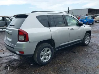2014 Jeep Compass Sport with VIN 1C4NJCBA5ED620532, listed as a IAAI auction lot 42110469 with 137,177 mi miles. Bid and sale history available at carsss.com. Image 4.