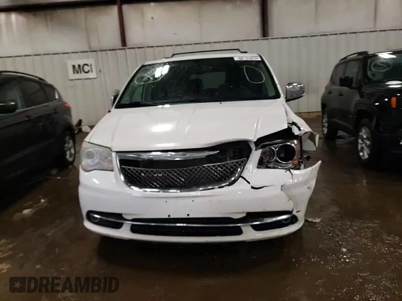 2016 Chrysler Town & Country Limited Platinum with VIN 2C4RC1GG8GR158402, listed as a Copart auction lot 86153634 with 133,730 mi miles and Clean Title. Bid and sale history available at carsss.com. Image 14.