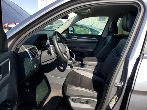 2023 Volkswagen Atlas SE with VIN 1V2WP2CA4PC553201, listed as a Copart auction lot 71232234 with 22,828 mi miles and Salvage title. Bid and sale history available at DreamBid. Image 7.
