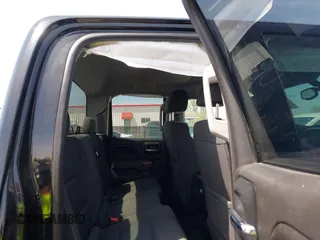 2017 GMC Sierra 1500 SLE z VIN 1GTV2MEC2HZ105964, wystawiony jako IAAI lot #42091941 z przebiegiem 93 779 mil mil oraz . Historia ofert i sprzedaży dostępna na DreamBid. Obrazek 8.