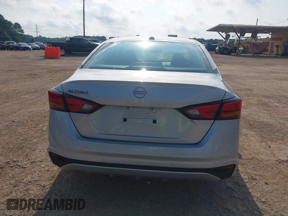 2025 Nissan Altima SV z VIN 1N4BL4DV6SN378171, wystawiony jako IAAI lot #42408449 z przebiegiem 5 405 mil mil oraz . Historia ofert i sprzedaży dostępna na DreamBid. Obrazek 17.