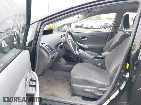 2011 Toyota Prius I with VIN JTDKN3DU7B0277675, listed as a IAAI auction lot 42039547 with 139,583 mi miles. Bid and sale history available at carsss.com. Image 5.