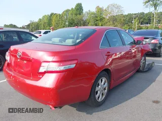 2011 Toyota Camry LE z VIN 4T1BF3EKXBU145752, wystawiony jako IAAI lot #40278431 z przebiegiem 174 130 mil mil oraz . Historia ofert i sprzedaży dostępna na DreamBid. Obrazek 4.