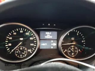 2011 Mercedes-Benz M 350 with VIN 4JGBB2FB6BA632338, listed as a Copart auction lot 49579995 with 135,699 mi miles and Salvage Title. Bid and sale history available at DreamBid. Image 9.