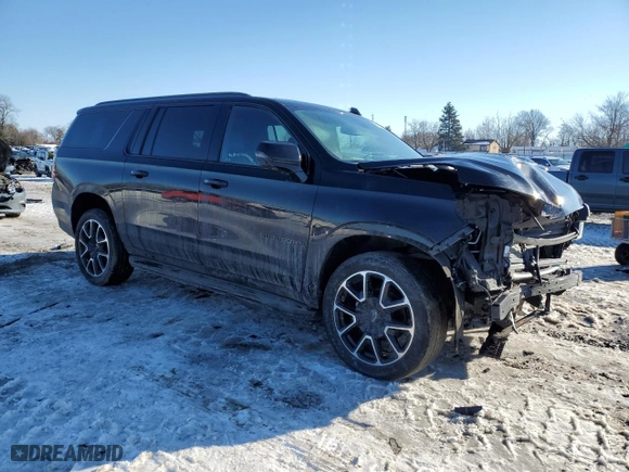 2022 Chevrolet Suburban RST with VIN 1GNSKEKL1NR224699, listed as a Copart auction lot 88583605 with 82,849 mi miles and Salvage Title. Bid and sale history available at carsss.com. Image 4.