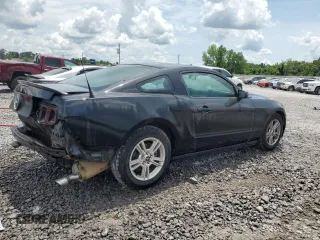 2013 Ford Mustang V6 с VIN 1ZVBP8AM5D5231065, выставлен на аукционе Copart как лот 60609505 с пробегом 228 509 миль миль и Списание • Salvage title. История ставок и продаж доступна на DreamBid. Изображение 3.