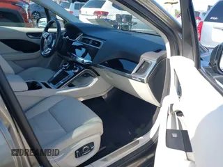 2020 Jaguar I-Pace HSE с VIN SADHD2S13L1F84022, выставлен на аукционе IAAI как лот 42212391 с пробегом 18 018 миль миль и . История ставок и продаж доступна на DreamBid. Изображение 5.