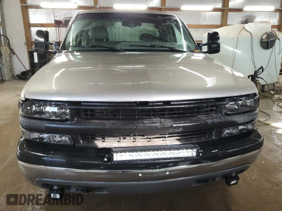2001 Chevrolet Silverado 1500 LS with VIN 1GCEK19T51E113269, listed as a Copart auction lot 45592115 with Not Provided miles and Salvage Title. Bid and sale history available at DreamBid. Image 5.