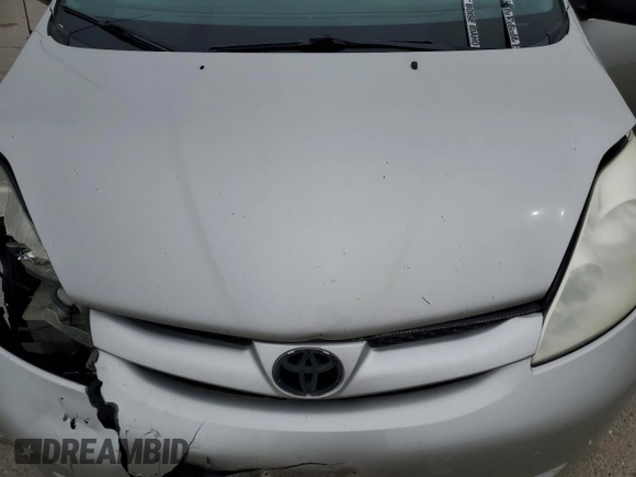 2008 Toyota Sienna CE z VIN 5TDZK23C08S204745, wystawiony jako Copart lot #55127115 z przebiegiem 241 118 mil mil oraz Szkoda całkowita • Salvage title. Historia ofert i sprzedaży dostępna na DreamBid. Obrazek 12.