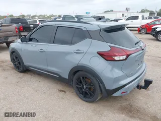 2022 Nissan Kicks SR with VIN 3N1CP5DV4NL515026, listed as a IAAI auction lot 39906023 with 60,227 mi miles. Bid and sale history available at carsss.com. Image 3.
