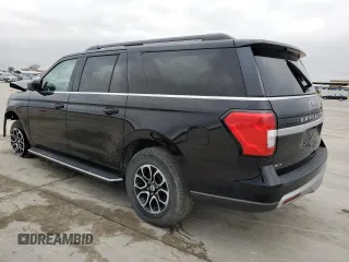 2023 Ford Expedition Max XLT z VIN 1FMJK1H86PEA16436, wystawiony jako Copart lot #45181085 z przebiegiem 14 551 mil mil oraz Czysty tytuł • Clean title. Historia ofert i sprzedaży dostępna na DreamBid. Obrazek 2.