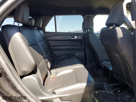 2022 Ford Police Interceptor Utility with VIN 1FM5K8AB8NGA58141, listed as a Copart auction lot 46627385 with 48,235 mi miles and Salvage Title. Bid and sale history available at carsss.com. Image 11.