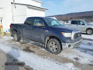 2008 Toyota Tundra 4WD Truck with VIN 5TBBV54158S512526, listed as a IAAI auction lot 41339422 with 220,154 mi miles. Bid and sale history available at carsss.com. Image 1.