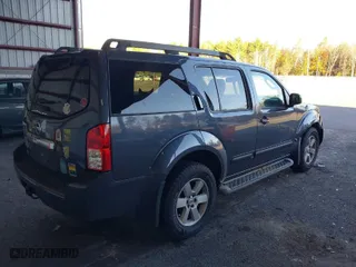 2011 Nissan Pathfinder LE with VIN 5N1AR1NB1BC616913, listed as a IAAI auction lot 40627326 with 119,372 mi miles. Bid and sale history available at carsss.com. Image 4.