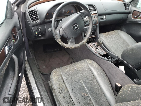 1999 Mercedes-Benz CLK 320/430 z VIN WDBLK65GXXT023566, wystawiony jako Copart lot #73857834 z przebiegiem Nie podano mil oraz Szkoda całkowita • Salvage title. Historia ofert i sprzedaży dostępna na DreamBid. Obrazek 8.