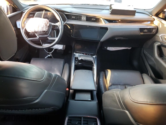 2019 Audi e-tron Prestige with VIN WA1VAAGEXKB006917, listed as a Copart auction lot 43856923 with 67,805 mi miles. Bid and sale history available at carsss.com. Image 8.