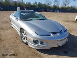 1998 Pontiac Firebird with VIN 2G2FS22K2W2211663, listed as a IAAI auction lot 41790845 with 237,098 mi miles. Bid and sale history available at carsss.com. Image 1.