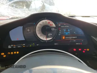 2022 Ferrari SF90 z VIN ZFF96NMA3N0285677, wystawiony jako Copart lot #42336505 z przebiegiem 1234 mil mil oraz Szkody całkowita. Historia ofert i sprzedaży dostępna na DreamBid. Obrazek 9.