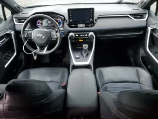 2021 Toyota RAV4 Hybrid XSE with VIN 4T3E6RFV4MU055936, listed as a Copart auction lot 60861175 with 62,922 mi miles and Salvage title. Bid and sale history available at DreamBid. Image 8.