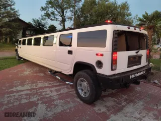 2004 Hummer H2 with VIN 5GRGN23U34H116910, listed as a Copart auction lot 76343914 with 186,685 mi miles and Clean Title. Bid and sale history available at carsss.com. Image 3.