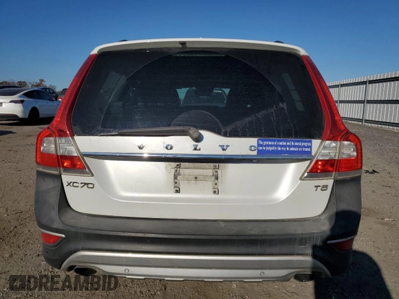 2015 Volvo XC70 T5 Drive-E Premier with VIN YV440MBK4F1231295, listed as a Copart auction lot 79993214 with 129,593 mi miles and Salvage Title. Bid and sale history available at DreamBid. Image 6.
