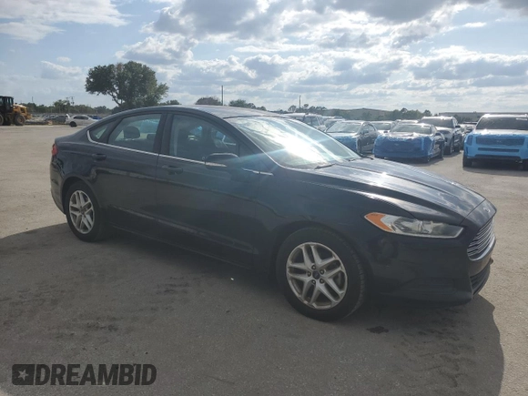 2014 Ford Fusion SE with VIN 3FA6P0HD4ER312252, listed as a Copart auction lot 52252565 with 118,967 mi miles and Salvage Title. Bid and sale history available at DreamBid. Image 4.